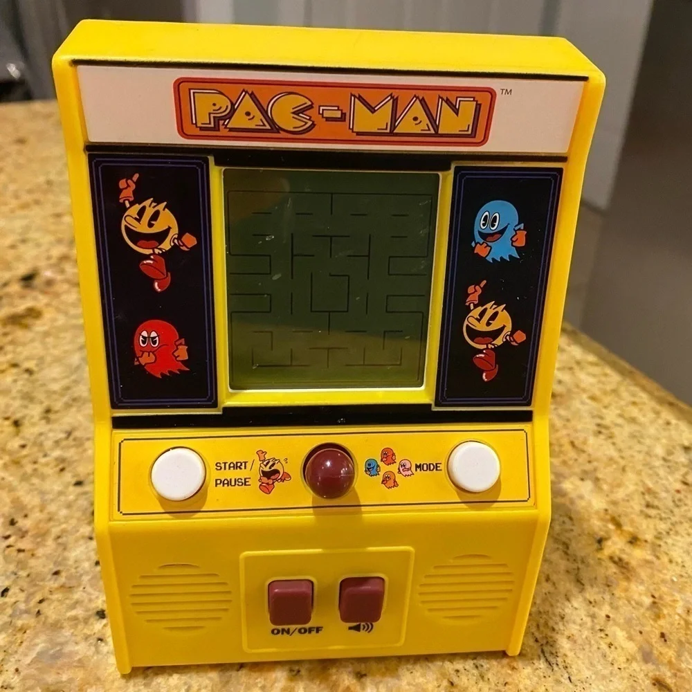 Pac-Man 2011 Retro Mini‎ 6” Arcade WORKS Machine Bandai Namco Handheld Game
